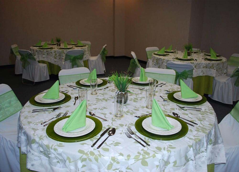 Rio Vista Inn Business High Class Hotel Poza Rica エクステリア 写真